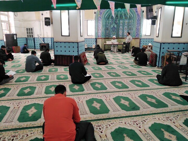 تصاویر/ آغاز امتحانات جنبی و مطالعاتی مدرسه علمیه آیت‌الله مدنی کاشانی(ره)