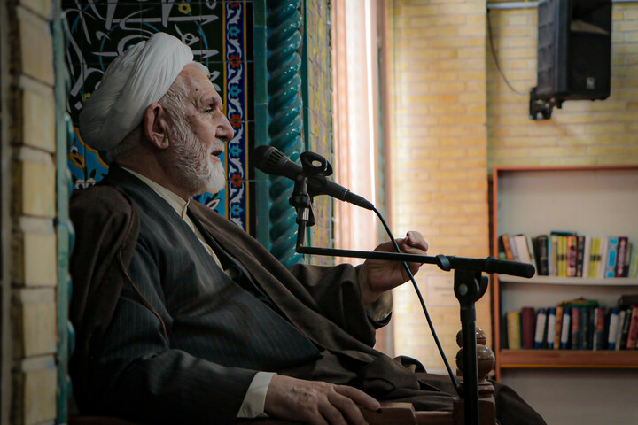 تصاویر/برگزاری آیین جشن میلاد حضرت زهرا (س) در مدرسه علمیه آیت‌الله آخوند (ره)