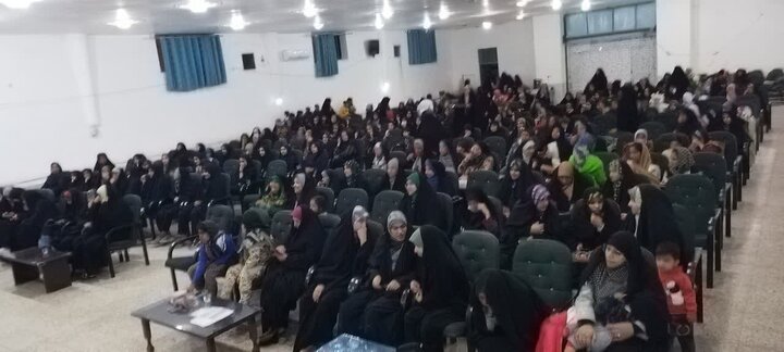 تصاویر/ جشن میلاد حضرت فاطمه زهرا(س) در مدرسه علمیه الزهرا شهداد