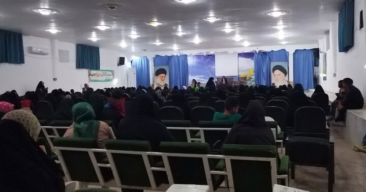 تصاویر/ جشن میلاد حضرت فاطمه زهرا(س) در مدرسه علمیه الزهرا شهداد