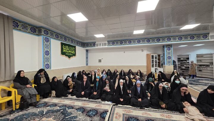 تصاویر/ جشن ولادت حضرت فاطمه زهرا(س)در مدرسه علمیه نرجسیه سیرجان