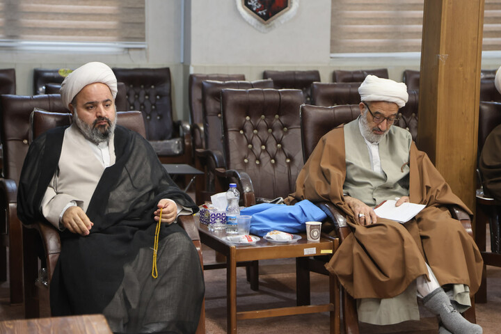 تصاویر / نشست هم اندیشی ائمه جمعه استان همدان با مدیرعامل شرکت گاز استان همدان