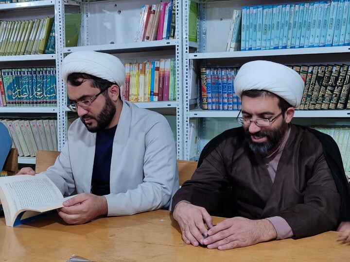 تصاویر /برگزاری جشن میلاد حضرت زهرا(س) در مدرسه علمیه ولیعصر(عج)سامن