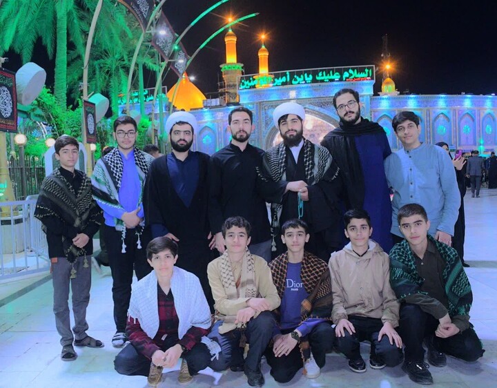 تصاویر / برگزاری کلاس درس طلاب مدرسه علمیه شیخ علیخان زنگنه تویسرکان در بین الحرمین