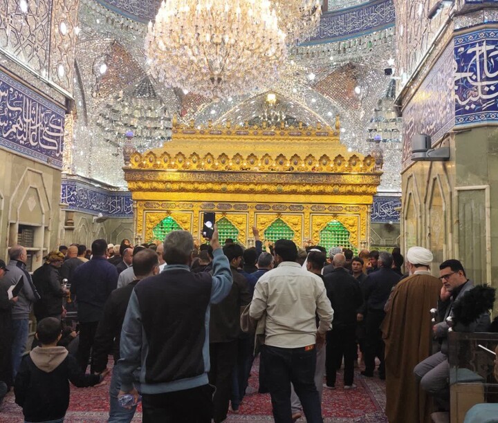 تصاویر / برگزاری کلاس درس طلاب مدرسه علمیه شیخ علیخان زنگنه تویسرکان در بین الحرمین