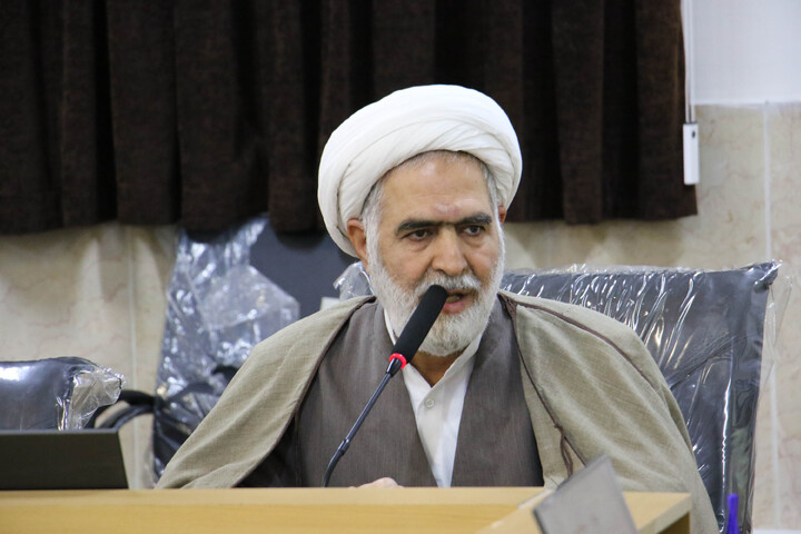 تصاویر| نشست مدیران مراکز حوزوی اصفهان با آیت الله شب زنده دار