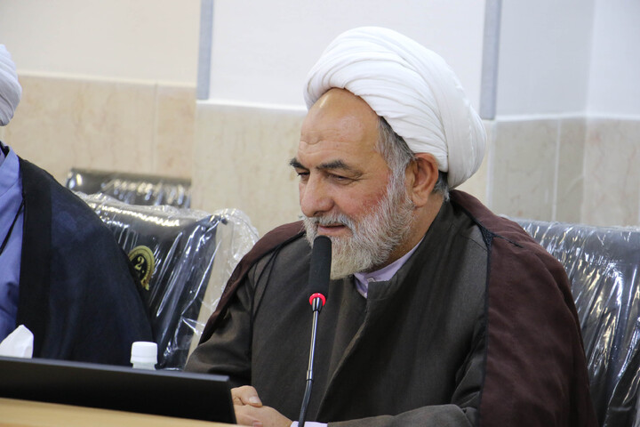 تصاویر| نشست مدیران مراکز حوزوی اصفهان با آیت الله شب زنده دار