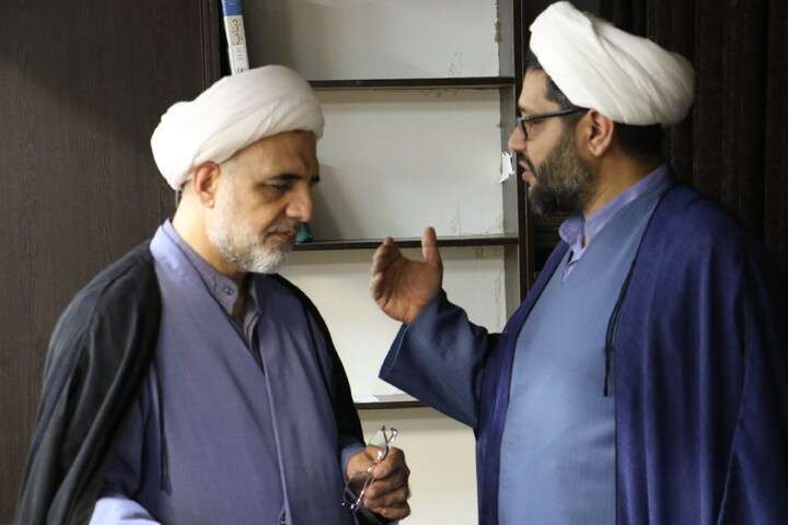 تصاویر| نشست مدیران مراکز حوزوی اصفهان با آیت الله شب زنده دار