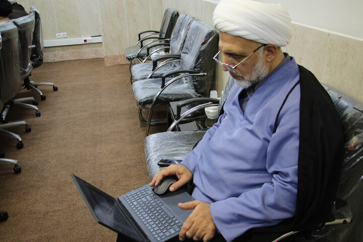 تصاویر| نشست مدیران مراکز حوزوی اصفهان با آیت الله شب زنده دار