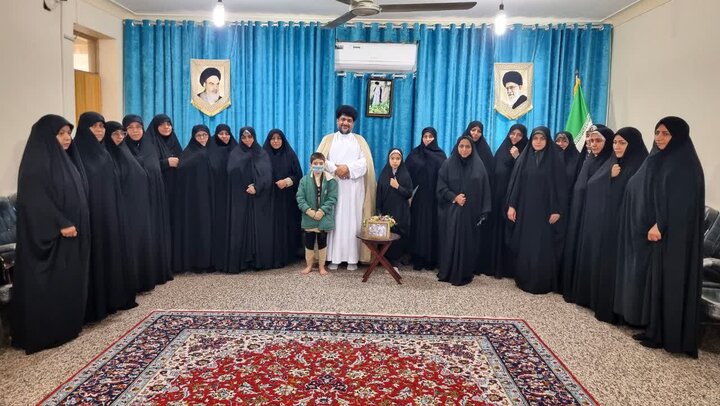 تصاویر/ دیدار طلاب با امام جمعه گناوه