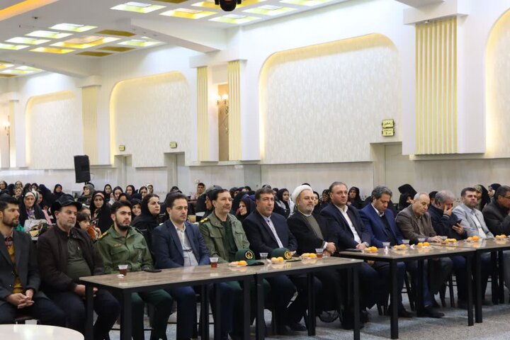 تصاویر/  جشن ولادت حضرت زهرا سلام الله علیها و هفته گرامیداشت مقام زن و روز مادر  در نوشین شهر