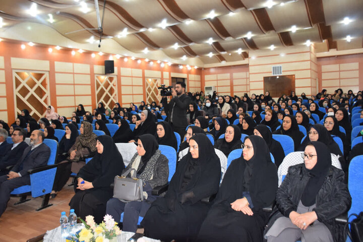 تصاویر/ یادواره زنان شهیده شهرستان میاندوآب