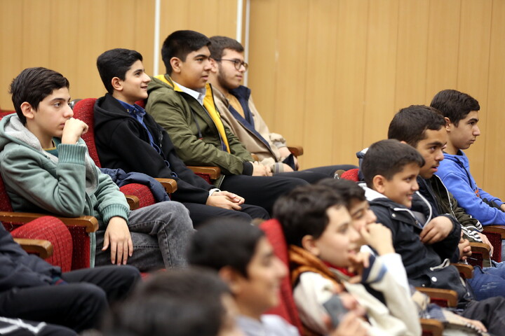 تصاویر/ افتتاحیه باشگاه رسانه‌ای نوجوان «اشراق»