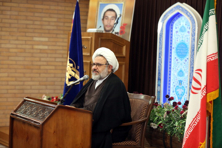 تصاویر/ همایش تجلیل از پیشکسوتان طلاب و روحانیون استان قم