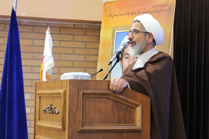 تصاویر/ همایش تجلیل از پیشکسوتان طلاب و روحانیون استان قم