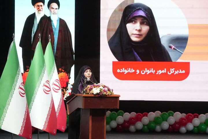 تصاویر/ آیین تجلیل از بانوان تأثیرگذار آذربایجان‌غربی