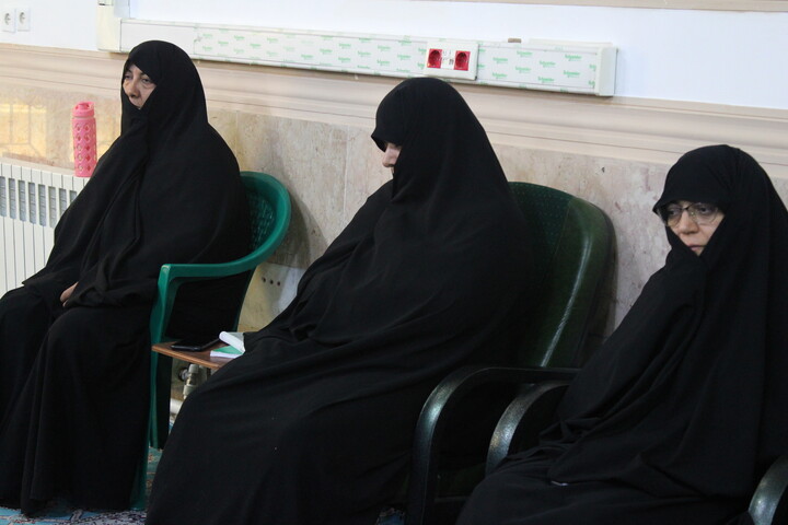 تصاویر/ جشن ولادت حضرت فاطمه زهرا(س)در مدرسه علمیه حضرت زینب(س) کرمان