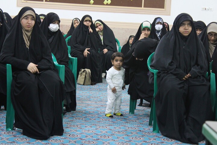 تصاویر/ جشن ولادت حضرت فاطمه زهرا(س)در مدرسه علمیه حضرت زینب(س) کرمان