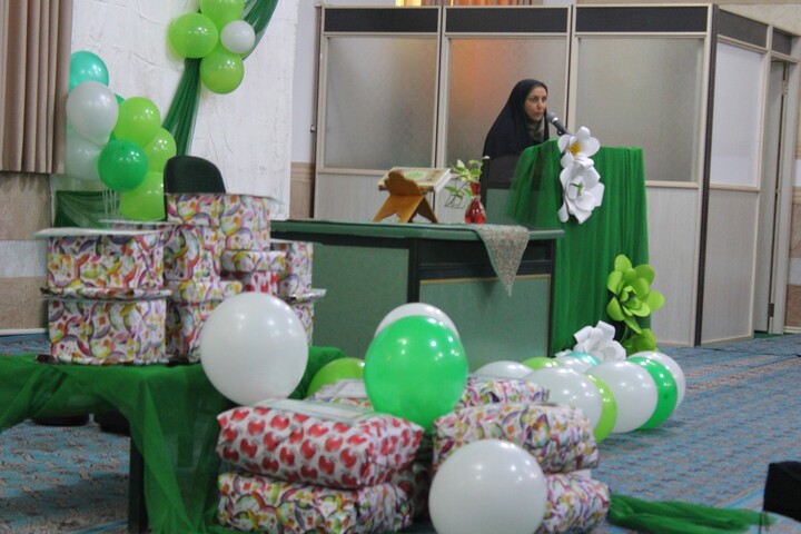 تصاویر/ جشن ولادت حضرت فاطمه زهرا(س)در مدرسه علمیه حضرت زینب(س) کرمان
