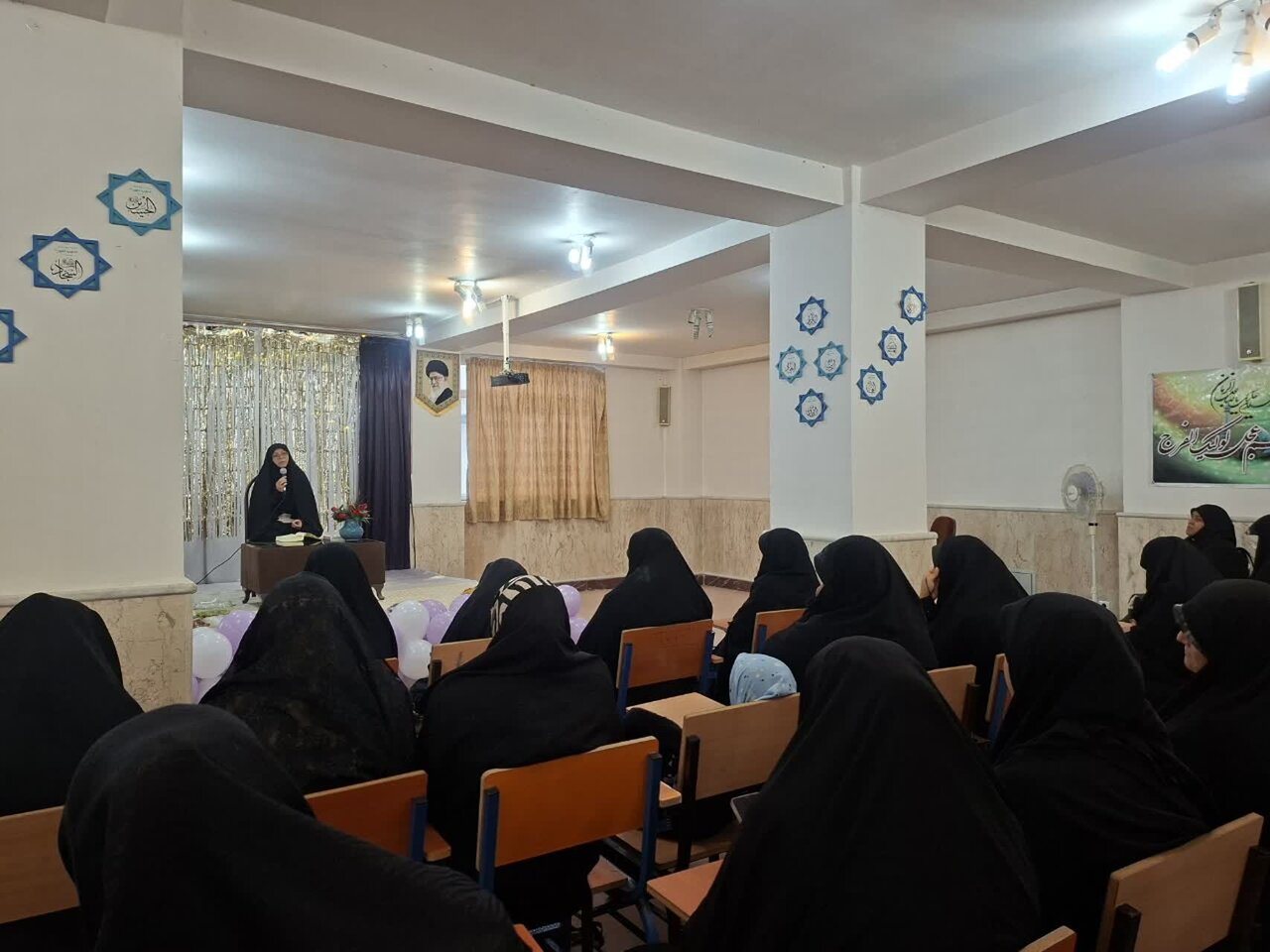 حضرت زهرا(س) در برابر اجماع سازی دروغین علیه ولایت ایستاد