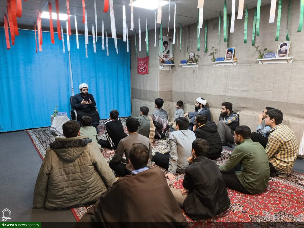 مراسم جشن میلاد حضرت زهرا(س) در مدرسه علمیه شیخ علیخان زنگنه برگزار شد+تصاویر