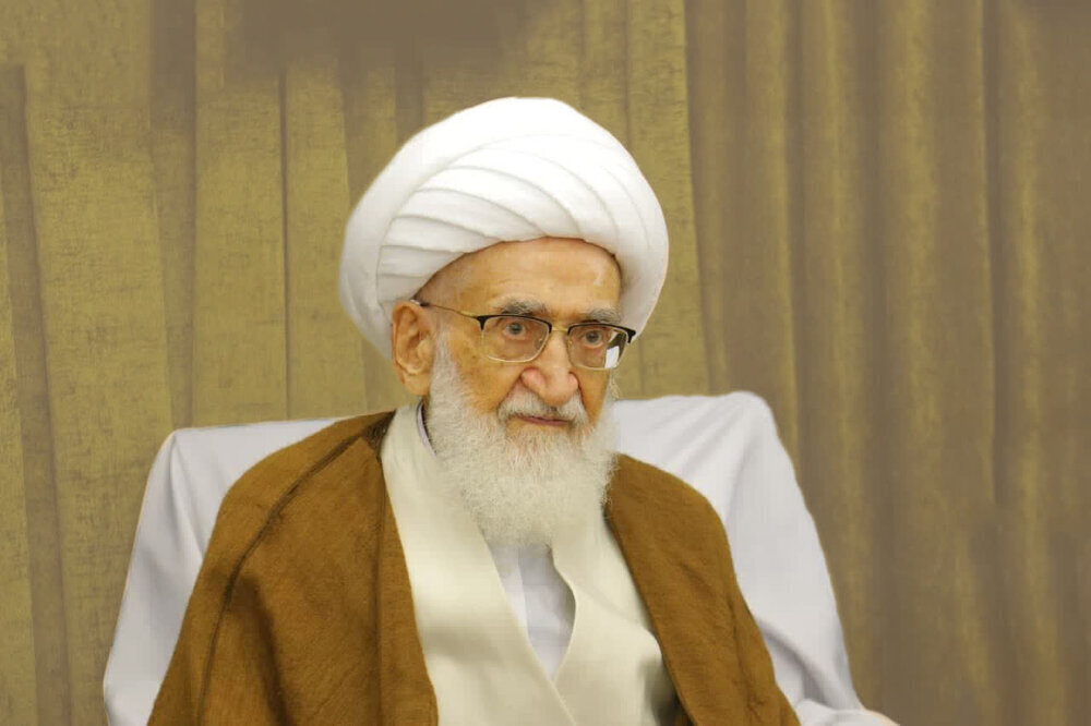 Ayətullah Yəzdi (r) din və siyasəti bir araya gətirdi