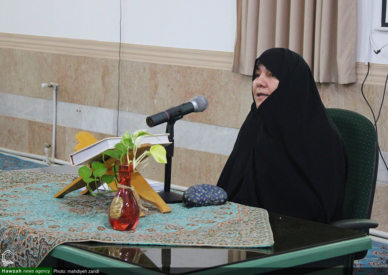 تسبیح حضرت زهرا(س) کلید وسعت زمان است