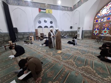 تصاویر/ آزمون‌های استعدادهای برتر حوزوی در کاشان