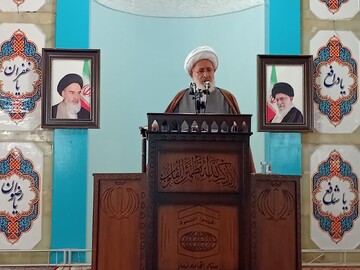 نمازجمعه هادیشهر به روایت تصویر