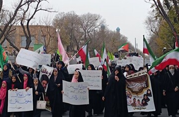 راهپیمایی عفاف و حجاب در تبریز برگزار شد