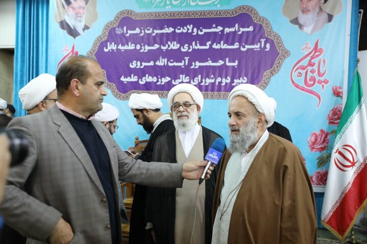 مراسم عمامه گذاری طلاب مدرسه علمیه خاتم الانبیاء بابل