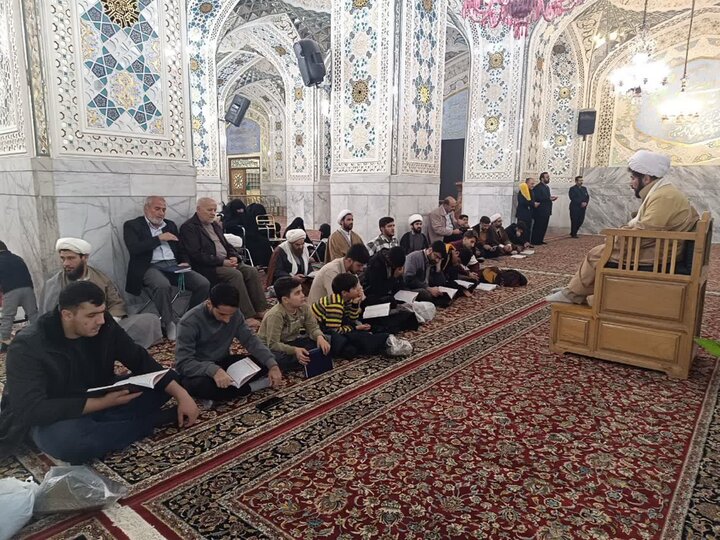 نصاویر/ اردوی زیارتی طلاب مدرسه علمیه المهدی(عج) آران و بیدگل به مشهد مقدس