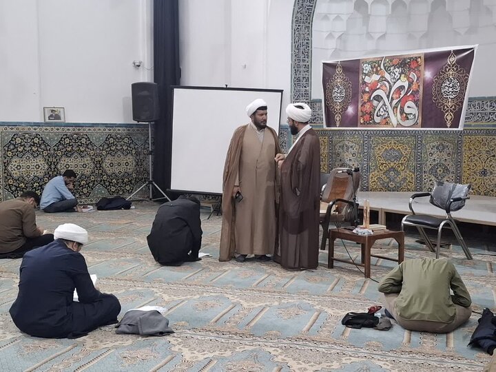 تصاویر/ آزمون‌های استعدادهای برتر حوزوی در کاشان