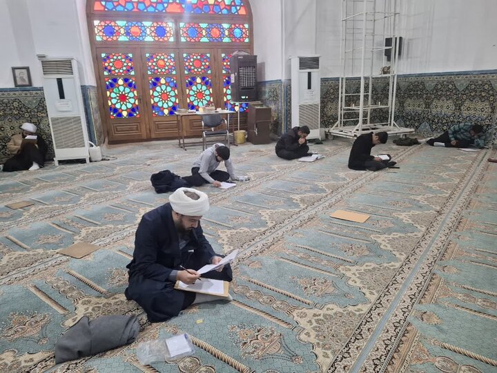 تصاویر/ آزمون‌های استعدادهای برتر حوزوی در کاشان