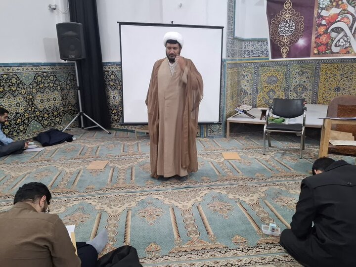 تصاویر/ آزمون‌های استعدادهای برتر حوزوی در کاشان