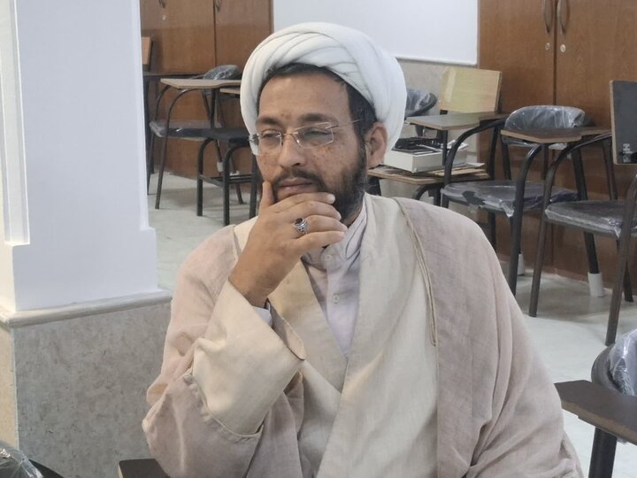 تصاویر/پنجمین دوره آموزش سبک زندگی با نهج البلاغه در مدرسه علمیه امام خمینی (ره) کاشان