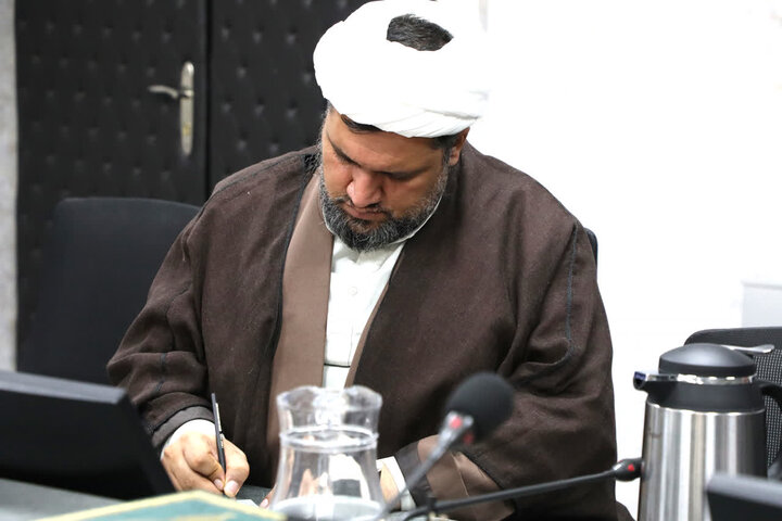 تصاویر/ برگزاری نشست علمی «بررسی تحلیلی بدن از منظر علم شناخت در سینمای تاریخی و دینی»