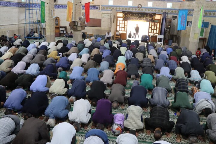 نماز جمعه عالیشهر به روایت تصویر