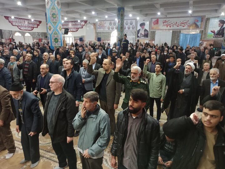 تصاویر/ نمازعبادی سیاسی جمعه کاشان