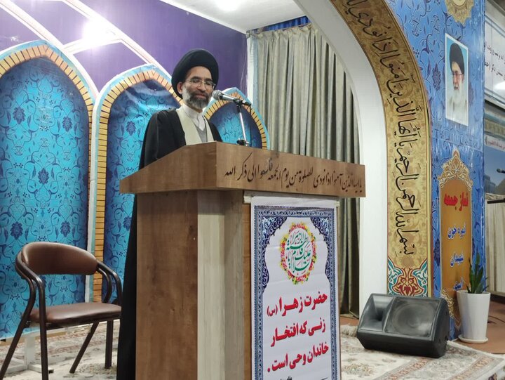 تصاویر/ نمازعبادی سیاسی جمعه کاشان