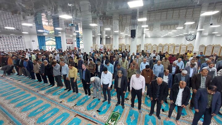 نمازجمعه شهر جم به روایت تصویر