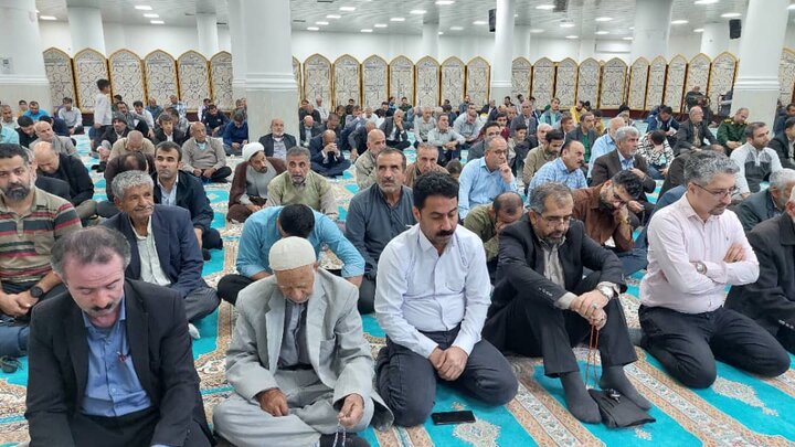 نمازجمعه شهر جم به روایت تصویر