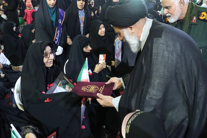 اجتماع بزرگ مادران و دختران فاطمی اهواز