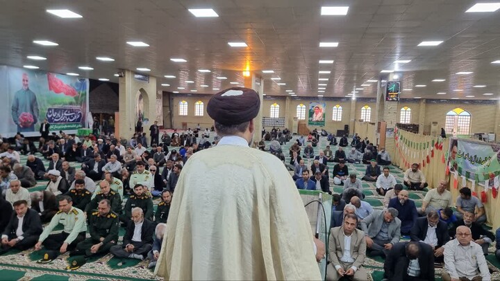 نماز جمعه گناوه به روایت تصویر