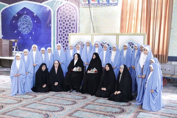 تصاویر/ اقامه نماز جمعه شهرستان تکاب