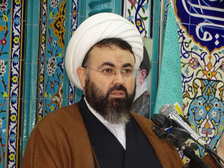 تصاویر/ اقامه نماز جمعه شهرستان چهاربرج