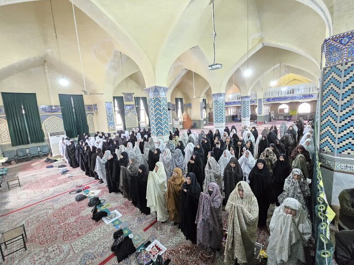 تصاویر/ برگزاری نماز جمعه شهرستان بهاباد
