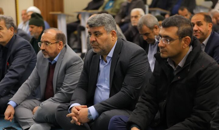 تصاویر/ نماز عبادی سیاسی جمعه در ساوجبلاغ