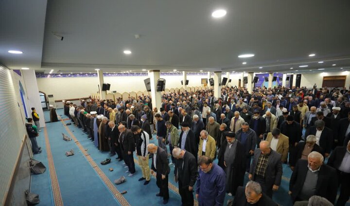 تصاویر/ نماز عبادی سیاسی جمعه در ساوجبلاغ