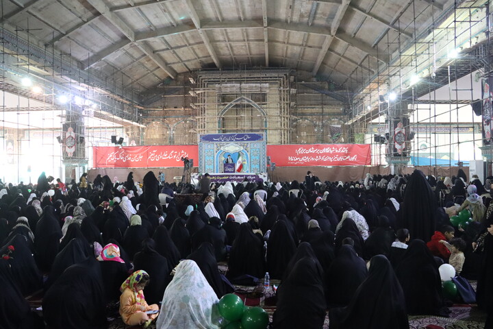 نماز جمعه اهواز بامحوریت دختران و بانوان فاطمی